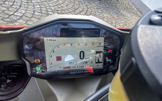 Gebrauchtmotorrad Ducati 1199 Panigale Superleggera - Bild 9