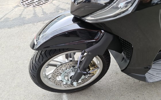 Neufahrzeug Piaggio Beverly 400 - Bild 6 Neufahrzeug Piaggio Beverly 400 - Bild 6