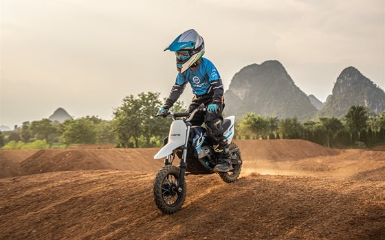 Neufahrzeug CFMOTO CX-2E - Bild 7