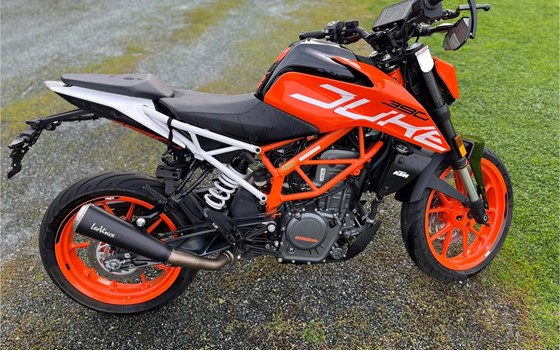 Gebrauchtmotorrad KTM 390 Duke - Bild 1 Gebrauchtmotorrad KTM 390 Duke - Bild 1