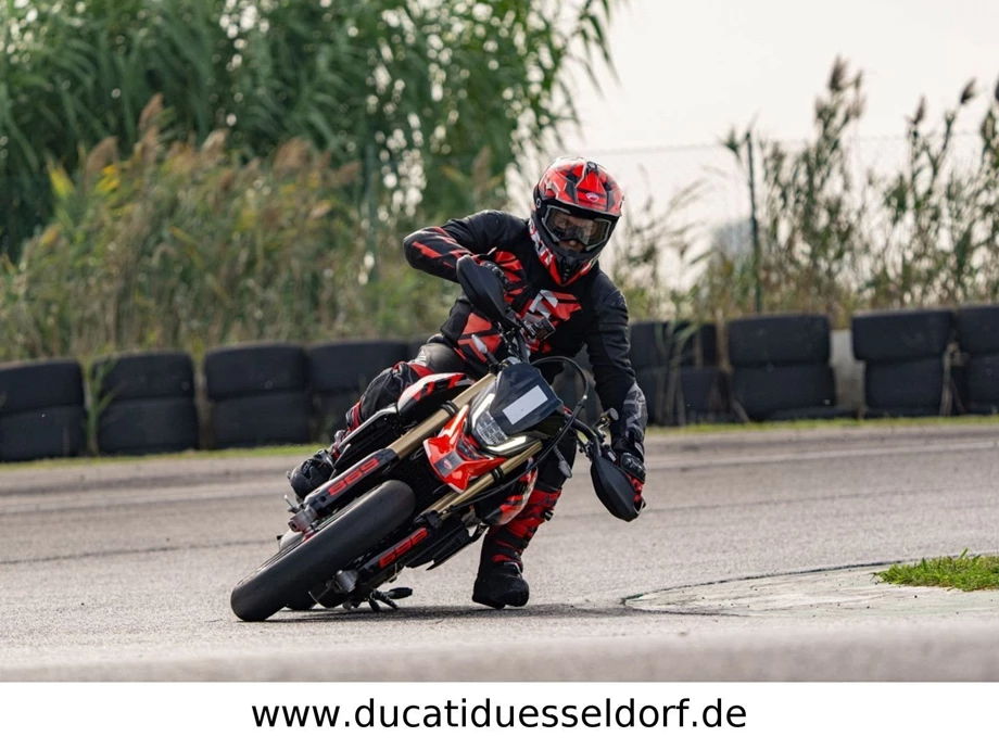 Angebot Ducati Hypermotard 698 Mono RVE Bild 11: Angebot Ducati Hypermotard 698 Mono RVE