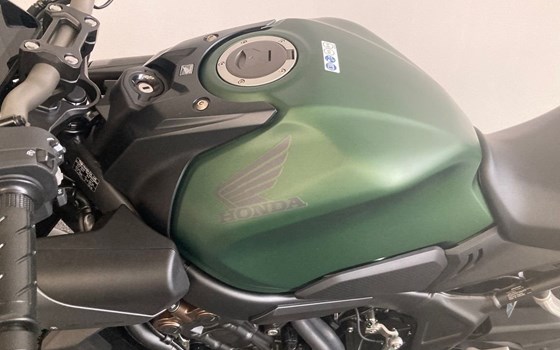 Neufahrzeug Honda CB650R E-Clutch - Bild 10 Neufahrzeug Honda CB650R E-Clutch - Bild 10