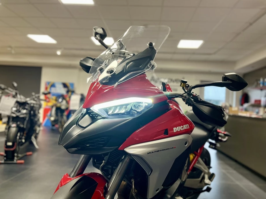 Angebot Ducati Multistrada V4 S Bild 6: Angebot Ducati Multistrada V4 S