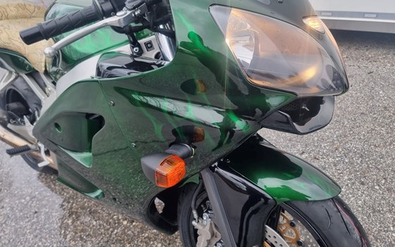 Gebrauchtmotorrad Kawasaki Ninja ZX-6R - Bild 1 Gebrauchtmotorrad Kawasaki Ninja ZX-6R - Bild 1