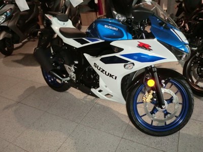 GSX-R125