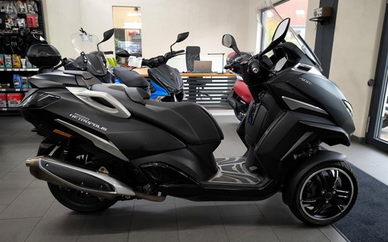 Gebrauchtmotorrad Peugeot Metropolis GT - Bild 3