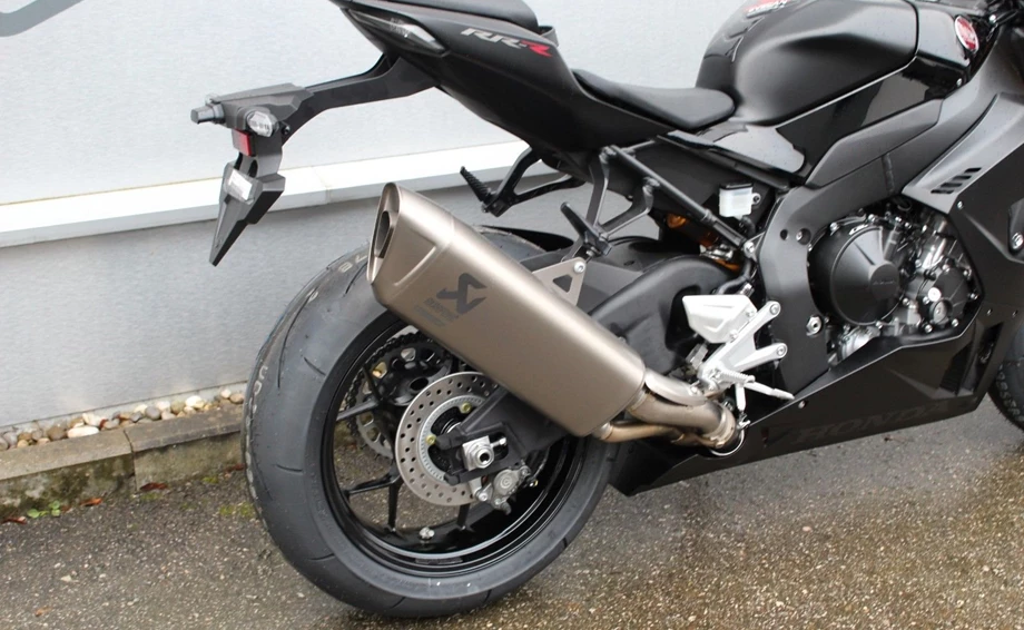 Angebot Honda CBR1000RR-R Fireblade SP Bild 5: Angebot Honda CBR1000RR-R Fireblade SP