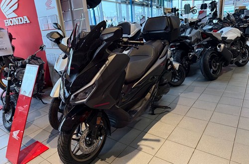 Honda Forza 125