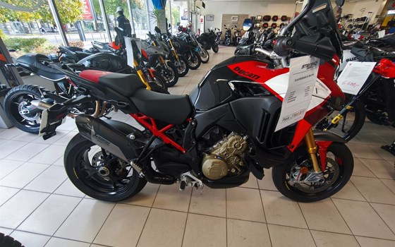 Gebrauchtmotorrad Ducati Multistrada V4 Pikes Peak - Bild 2