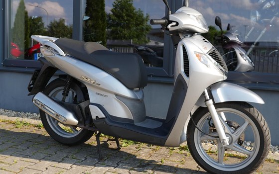 Gebrauchtmotorrad Honda SH150i - Bild 3