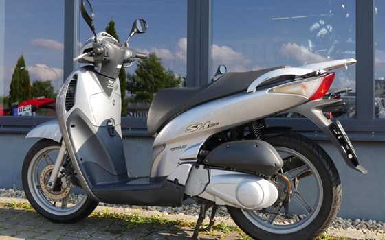 Gebrauchtmotorrad Honda SH150i - Bild 6