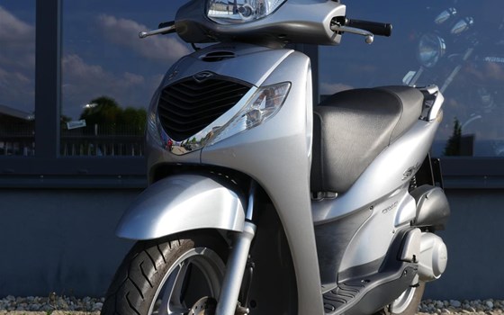 Gebrauchtmotorrad Honda SH150i - Bild 7