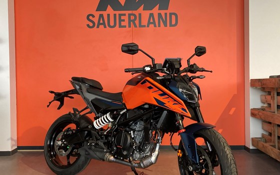 Neufahrzeug KTM 125 Duke - Bild 1