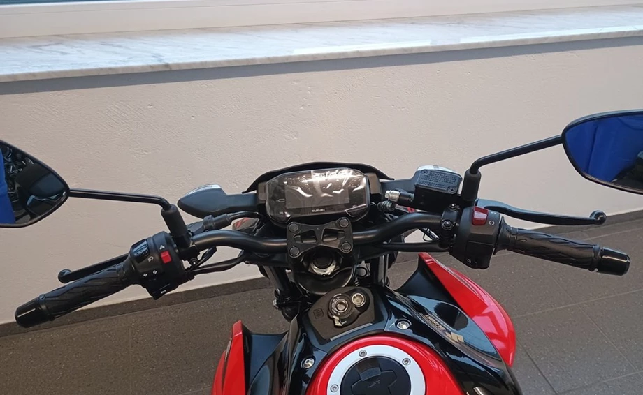 Angebot Suzuki GSX-S125 Bild 4: Angebot Suzuki GSX-S125