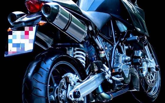 Gebrauchtmotorrad KTM 990 Super Duke - Bild 4