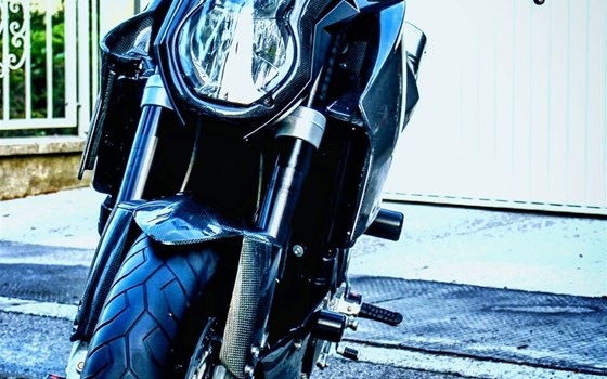 Gebrauchtmotorrad KTM 990 Super Duke - Bild 8 Gebrauchtmotorrad KTM 990 Super Duke - Bild 8