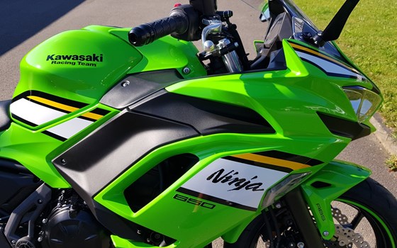 Neufahrzeug Kawasaki Ninja 650 KRT - Bild 8