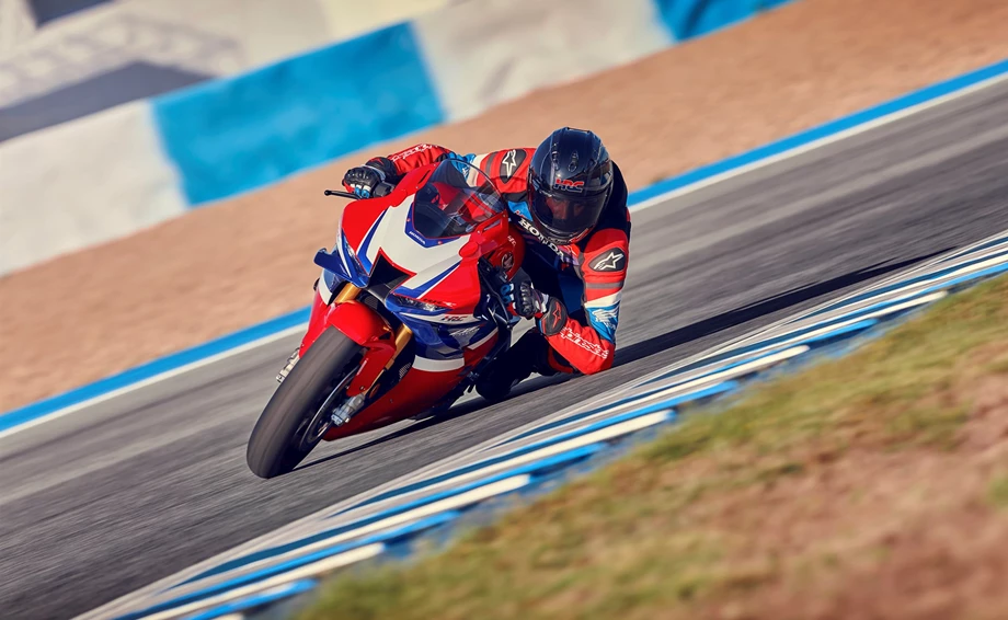 Offer Honda CBR1000RR-R Fireblade SP Bild 17: Offer Honda CBR1000RR-R Fireblade SP