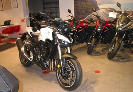 Neumotorrad Honda CB1000 Hornet