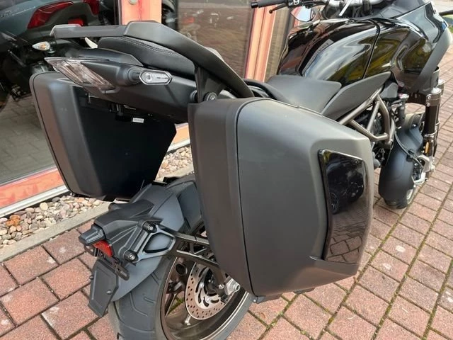 Angebot Yamaha Niken GT Bild 13: Angebot Yamaha Niken GT