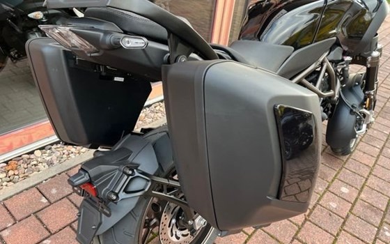 Neufahrzeug Yamaha Niken GT - Bild 13