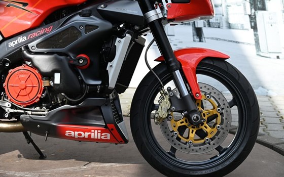 Gebrauchtmotorrad Aprilia RSV 1000 Tuono - Bild 2