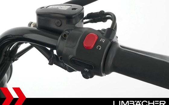 Gebrauchtmotorrad Triumph Rocket III - Bild 23