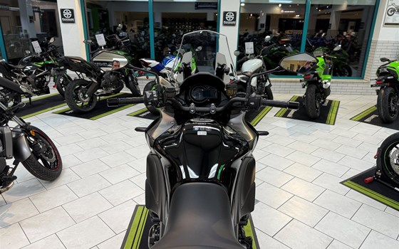 Neufahrzeug Kawasaki Versys 1100 - Bild 18
