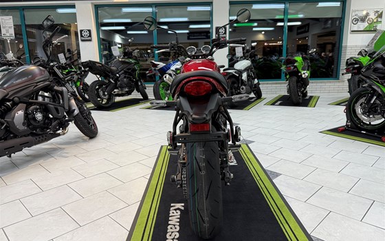 Neufahrzeug Kawasaki Z650 RS - Bild 11