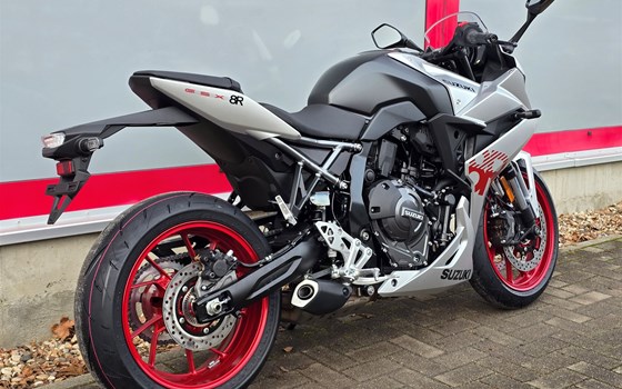Neufahrzeug Suzuki GSX-8R - Bild 12