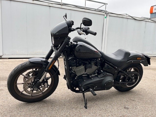 Harley-Davidson Softail Low Rider S FXLRS (Vivid Black) - Bild 12