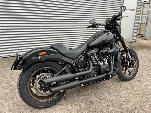 Harley-Davidson Softail Low Rider S FXLRS (Vivid Black) - Bild 8