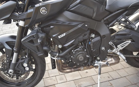 Gebrauchtmotorrad Yamaha MT-10 - Bild 3 Gebrauchtmotorrad Yamaha MT-10 - Bild 3