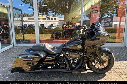Harley-Davidson Road Glide FLTRX