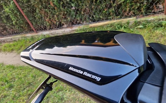 Gebrauchtmotorrad Honda CBR1000RR Fireblade - Bild 4