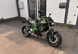 Neumotorrad Kawasaki Z650