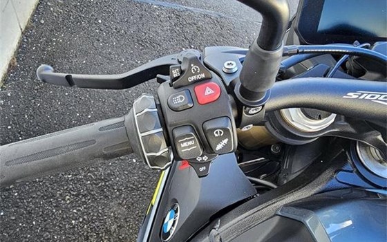 Gebrauchtmotorrad BMW S 1000 R - Bild 5 Gebrauchtmotorrad BMW S 1000 R - Bild 5