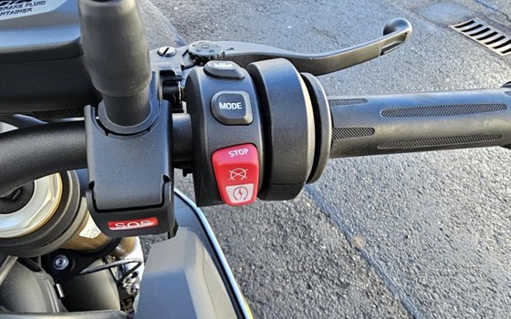 Gebrauchtmotorrad BMW S 1000 R - Bild 6