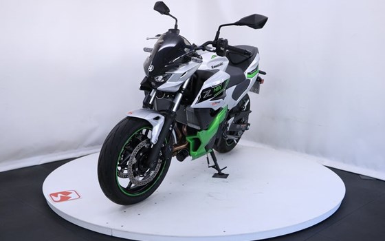 Gebrauchtmotorrad Kawasaki Z7 Hybrid - Bild 3