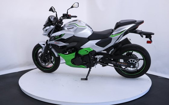 Gebrauchtmotorrad Kawasaki Z7 Hybrid - Bild 4