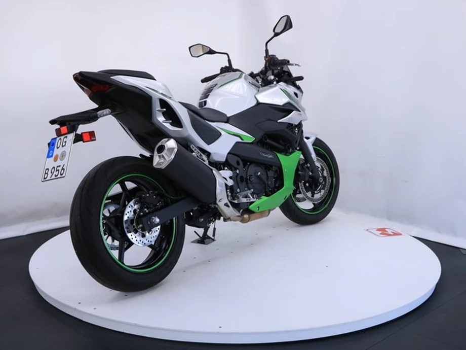 Angebot Kawasaki Z7 Hybrid Bild 6: Angebot Kawasaki Z7 Hybrid