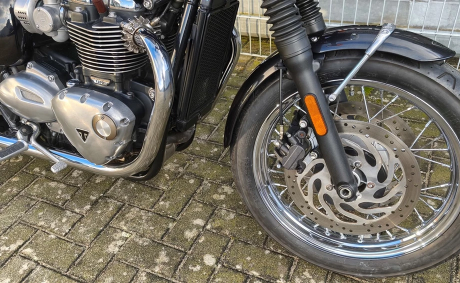 Angebot Triumph Bonneville T120 Bild 2: Angebot Triumph Bonneville T120