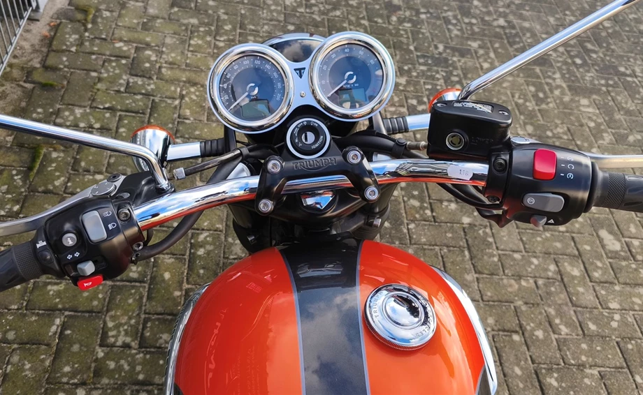 Angebot Triumph Bonneville T120 Bild 8: Angebot Triumph Bonneville T120