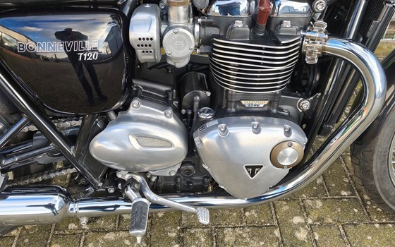 Gebrauchtmotorrad Triumph Bonneville T120 - Bild 11