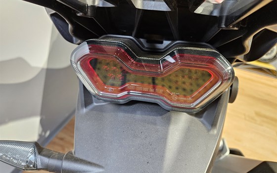 Neufahrzeug MV Agusta Enduro Veloce - Bild 12