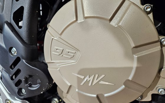 Neufahrzeug MV Agusta Enduro Veloce - Bild 2