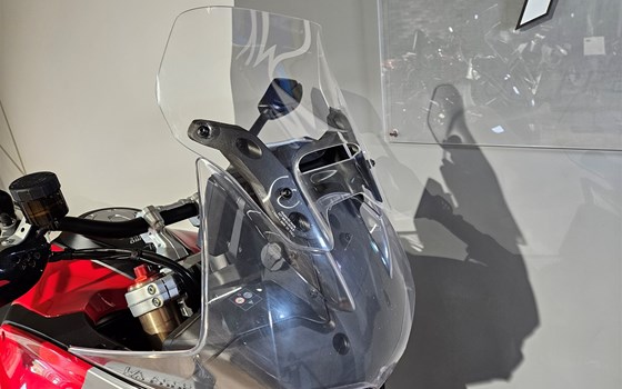 Neufahrzeug MV Agusta Enduro Veloce - Bild 9