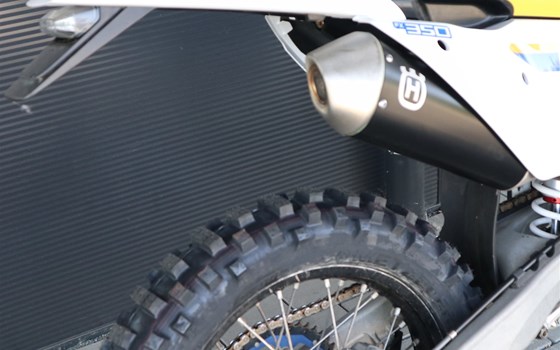 Gebrauchtmotorrad Husqvarna FE 350 Heritage - Bild 2