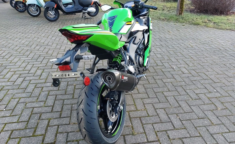 Angebot Kawasaki Ninja ZX-4RR Bild 8: Angebot Kawasaki Ninja ZX-4RR