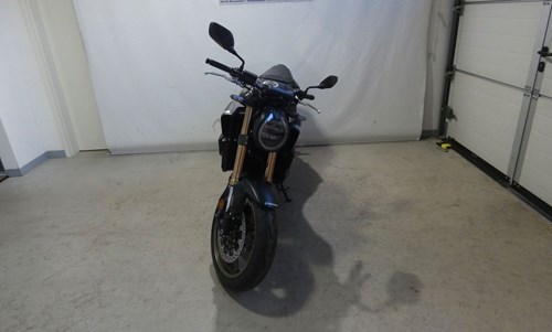 Honda CB650R E-Clutch